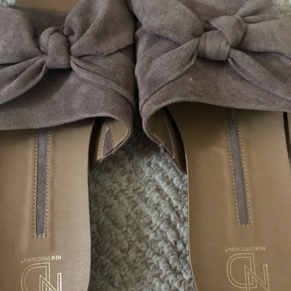 New Directions suede flats - Picture 6 of 6